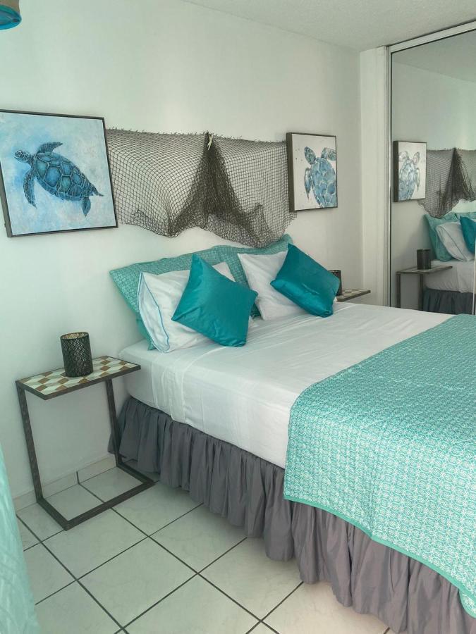 Condominio Saint Tropez San Juan Luaran gambar